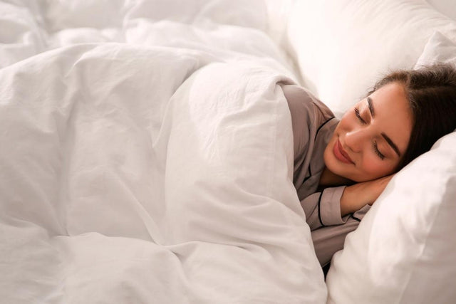 Dormir mejor sin cambiar el colchón: el rol de las sábanas